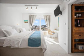 Stunning seaview retreat with terrace